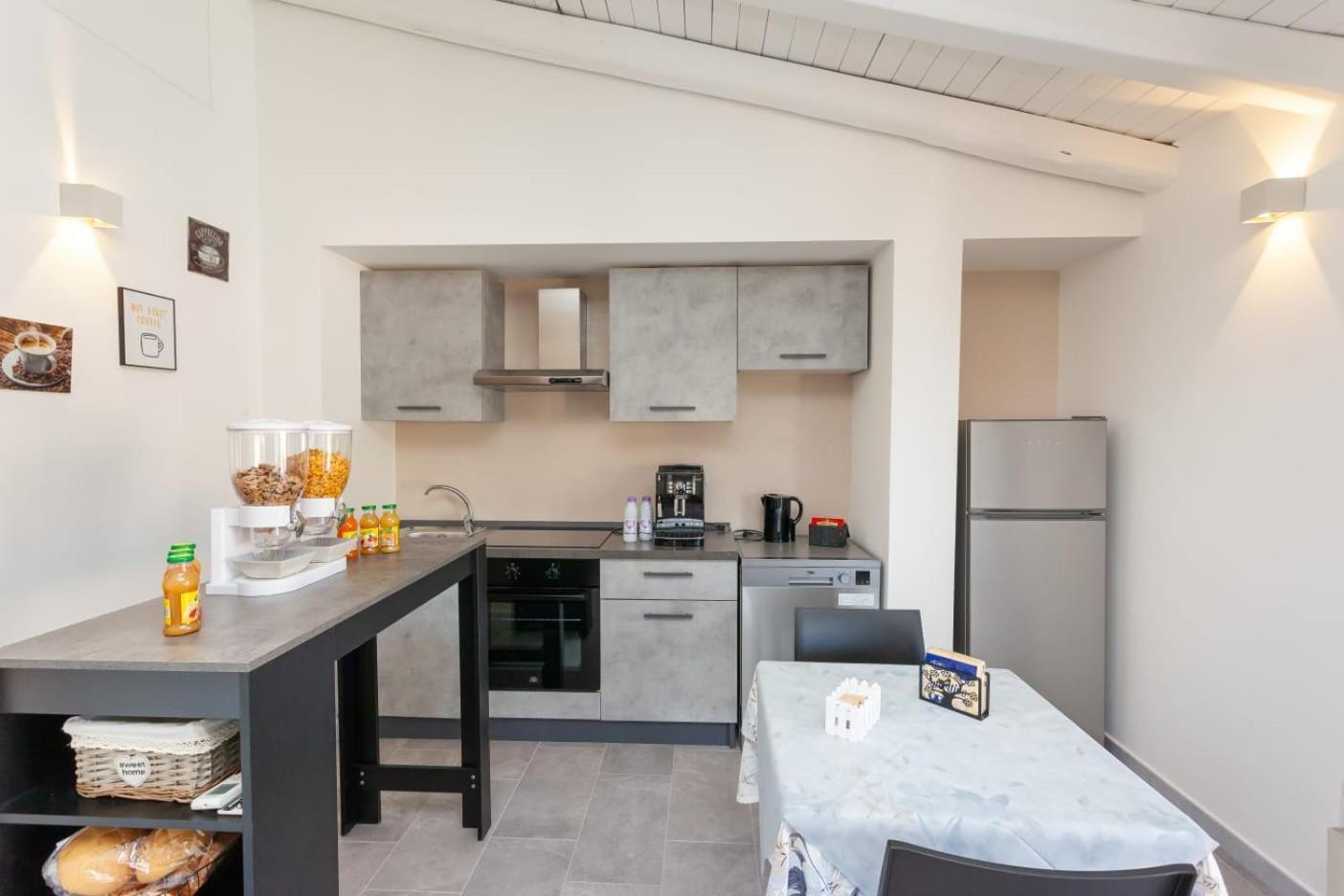 B&B Il Glicine Lu Lioni Esterno foto